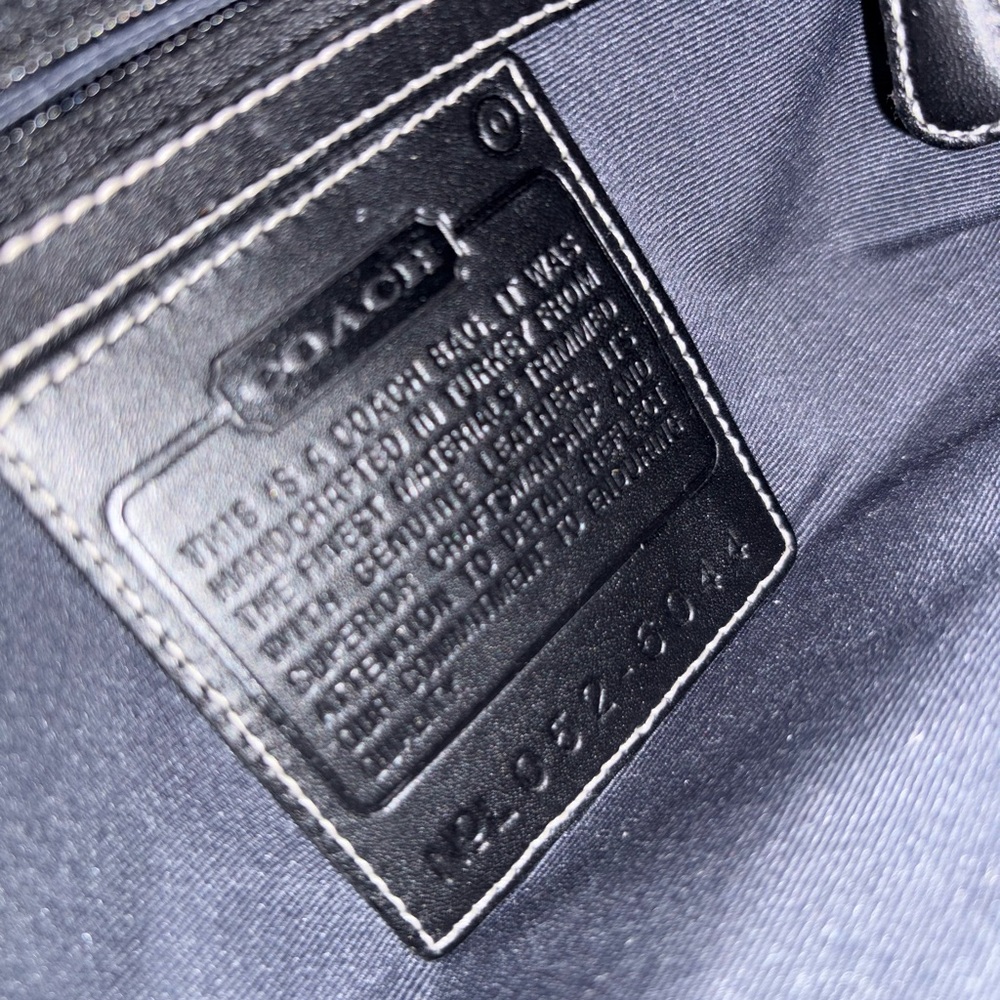 Coach Vintage Black Demi Bag - Picture 12 of 16